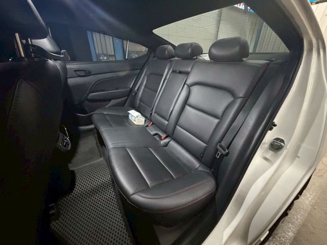 Elantra Sport 跟車/車偏/IKEY免鑰匙/環景影像/LED頭燈/安卓機/鋁圈/恆溫空調 原版件 定期保養  第15張相片