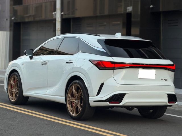 RX350 F-Sport版跟車/ML音響/環景/全景天窗/四座冷熱通風椅/盲點 定期保養 新車保固中  第2張相片