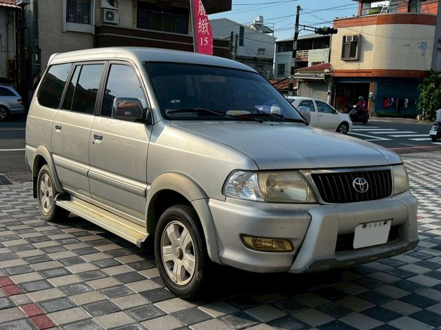 TOYOTA 瑞獅1.8 自排 電折後視鏡/後座出風口 賺錢生財工作車 定期保養  第3張相片