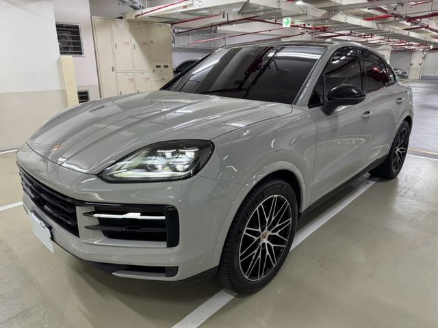 Cayenne Coupe ACC跟車/Bose音響/PASM懸吊/PDCC /後輪轉向/跑車排氣 原版件 定期保養  第1張相片
