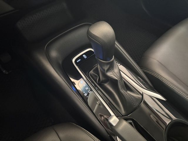Altis 1.8豪華+ IKEY免鑰匙/恆溫空調/胎壓偵測/ACC跟車/車偏 原版件 定期保養  第14張相片