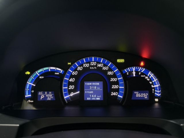 Camry Hybrid G版 IKEY免鑰匙/恆溫空調/定速巡航/電動椅/導航 定期保養  第20張相片