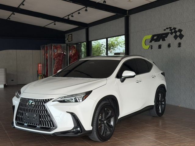 2022 Lexus NX350h 白  第1張相片