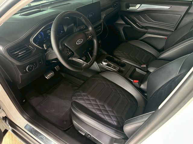 Focus Active Wagon Vignale 跟車/盲點/B&O音響/盲點/電尾門/數位儀表 原版件 新車保固中  第7張相片