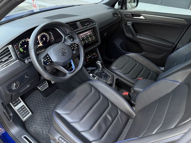 Tiguan R 跟車/車道維持/HK音響/盲點/環景/IKEY免鑰匙/數位儀表/藍色卡鉗 原版件 原廠保養  第8張相片