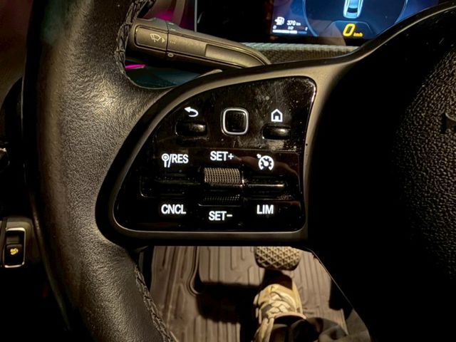 A180 Sedan 盲點/氣氛燈/Carplay/雙液晶/自動停車輔助/電動座椅/IKEY免鑰匙 定期保養  第9張相片