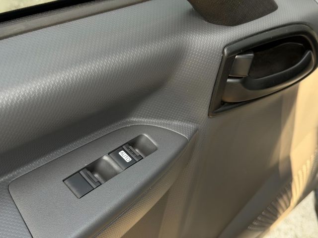 Isuzu NLR 自手排14呎 14呎貨斗/盲點偵測/安卓機 原版件 定期原廠保養 新車保固中  第11張相片