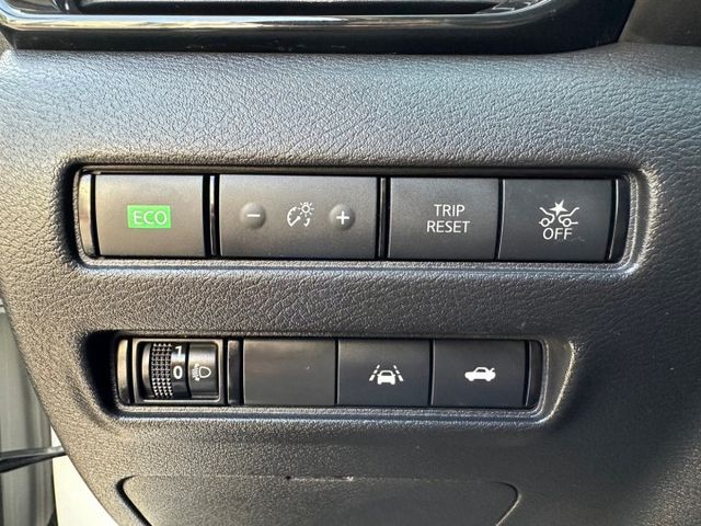 Sentra 尊爵智駕版 JBL音響/跟車/車偏/盲點/環景影像/Carplay/恆溫空調 原版件 定期保養  第12張相片