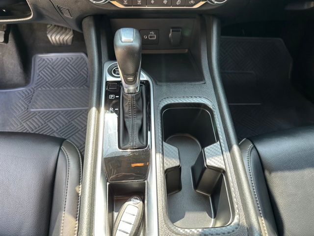 Sentra 尊爵智駕版 JBL音響/跟車/車偏/盲點/環景影像/Carplay/恆溫空調 原版件 定期保養  第17張相片