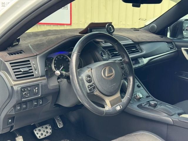 CT200h F Sport版 ACC跟車/車偏/加熱椅/前後雷達/FSport空力套件 原版件 定期原廠保養  第7張相片