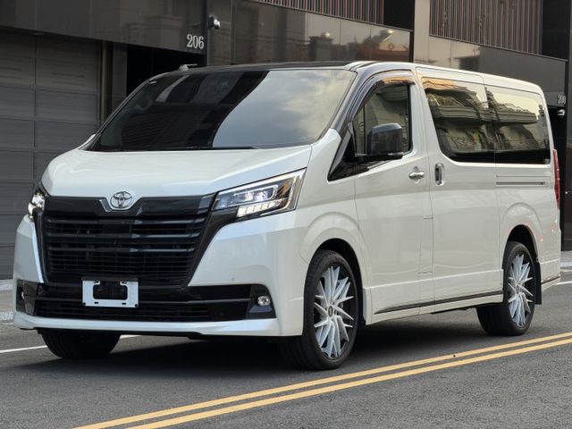 Granvia 旗艦6人座 柴油 ACC跟車/車偏/盲點/環景影像/雙電滑門/加熱椅 原版件 定期保養  第1張相片
