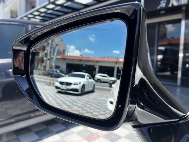 ES300H 豪華版 ACC跟車/車偏/盲點/冷熱通風椅/Carplay/氣氛燈 原版件 定期原廠保養 新車保固中  第6張相片
