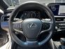 ES300H 豪華版 ACC跟車/車偏/盲點/冷熱通風椅/Carplay/氣氛燈 原版件 定期原廠保養 新車保固中  第8張縮圖