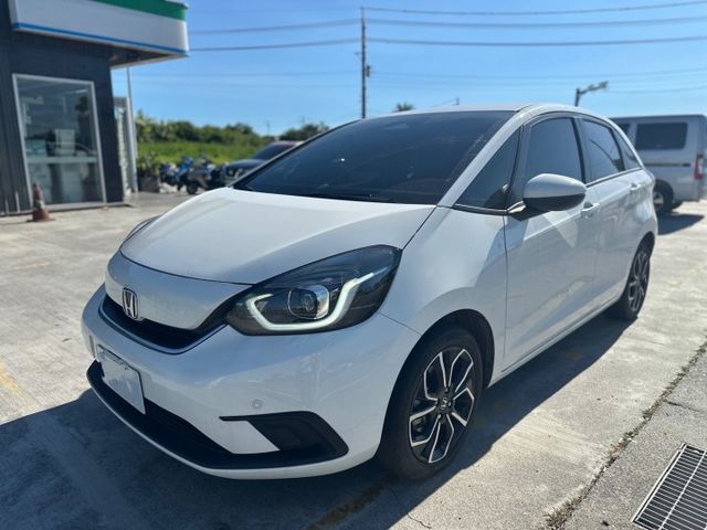 Fit e：HEV油電版 ACC跟車/車偏/車道維持/IKEYA免鑰匙/盲點/倒車雷達/恆溫空調 原版件  第1張相片