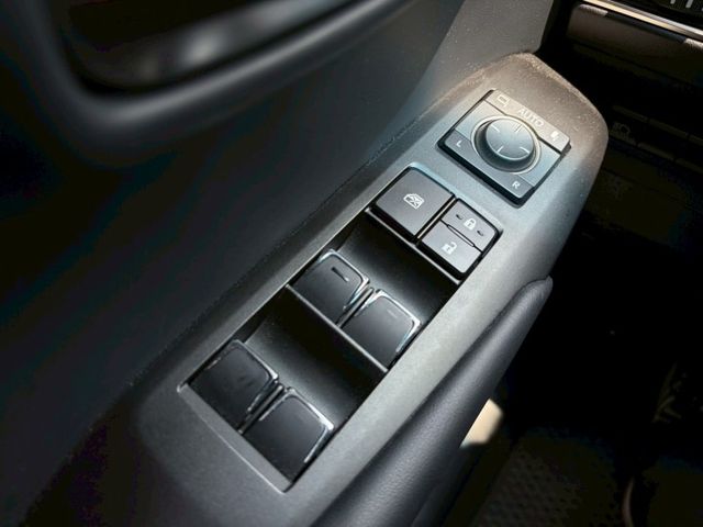 NX 200豪華 ACC跟車/車偏/加熱椅/電尾門/電動座椅/電動天窗 原版件 定期原廠保養  第10張相片