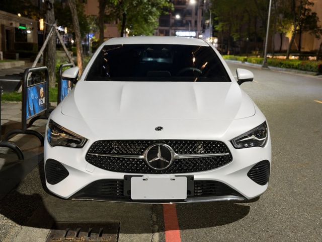 CAL200 SB 23P跟車/車偏/環景/盲點/數位儀錶/電尾門 原版件 定期原廠保養 新車保固中  第2張相片