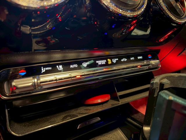 CAL200 SB 23P跟車/車偏/環景/盲點/數位儀錶/電尾門 原版件 定期原廠保養 新車保固中  第18張相片