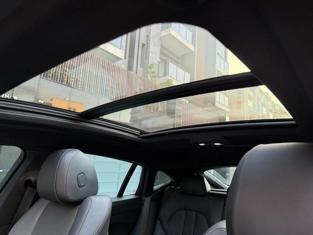 X6 xDrive40i M Sport 5AU跟車/HK音響/盲點/環景環景/全景天窗/六角儀表 原版件 定期原廠保養  第12張相片