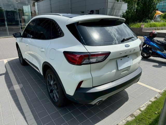 KUGA  第4張相片