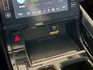 Custin GLT-B VIP 跟車/車偏/環景/冷熱通風椅/全景天窗/Carplay/無線充電/LED頭燈 定期保養  第18張縮圖