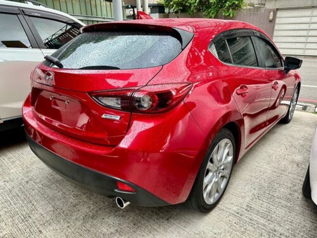 MAZDA馬自達 MAZDA 3  第3張相片