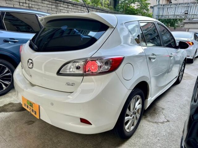 MAZDA馬自達 MAZDA 3  第3張相片