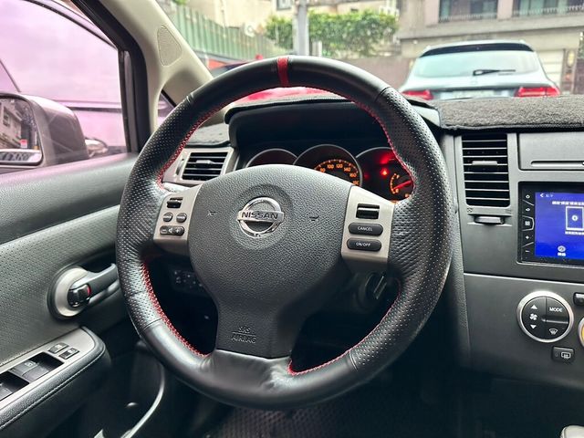 NISSAN日產 TIIDA  第7張相片