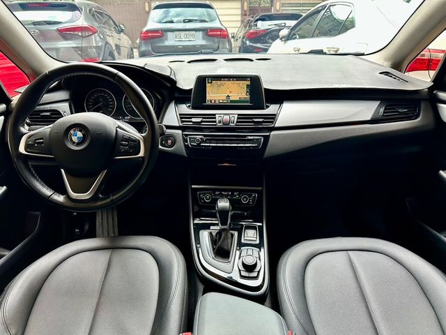BMW寶馬 218I  第5張相片