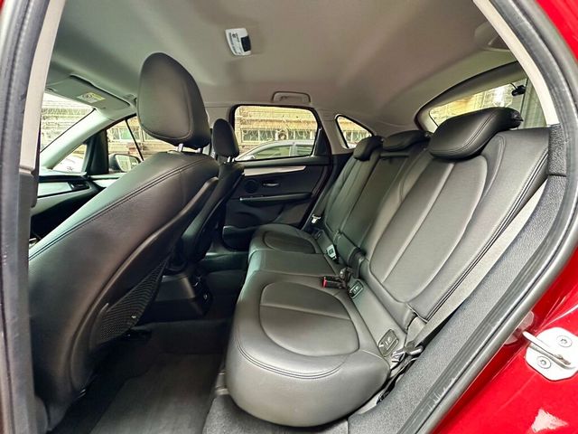 BMW寶馬 218I  第7張相片