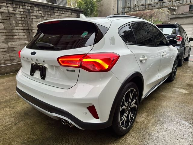 FORD福特 FOCUS ACTIVE  第3張相片