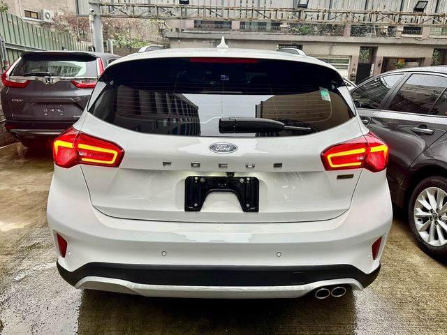 FORD福特 FOCUS ACTIVE  第4張相片