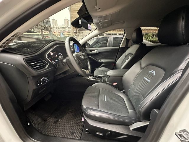 FORD福特 FOCUS ACTIVE  第7張相片
