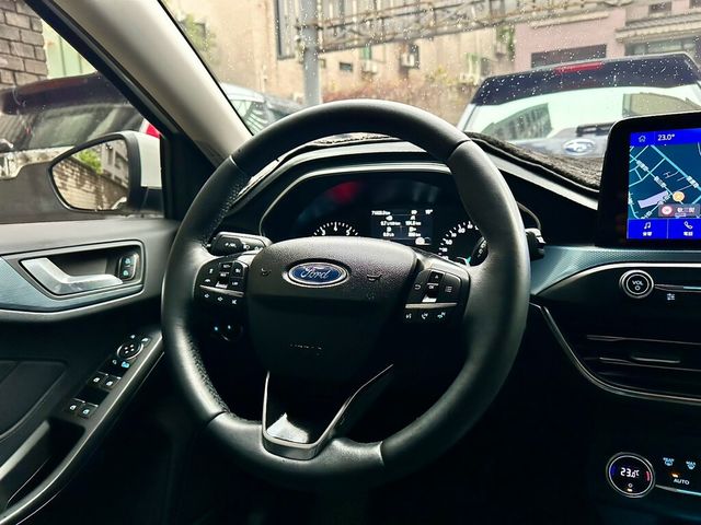 FORD福特 FOCUS ACTIVE  第9張相片