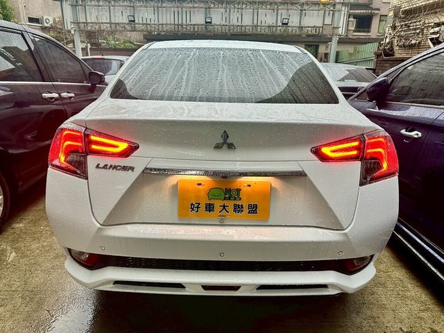 MITSUBISHI三菱 LANCER  第4張相片