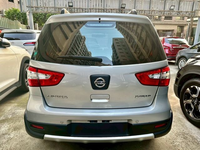 NISSAN日產 LIVINA  第4張相片