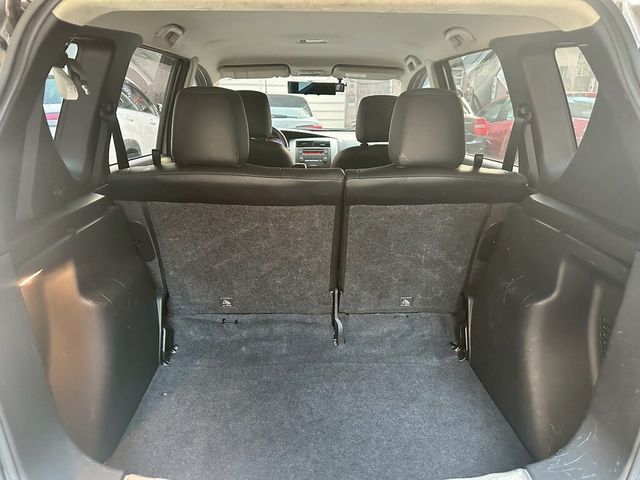 NISSAN日產 LIVINA  第11張相片