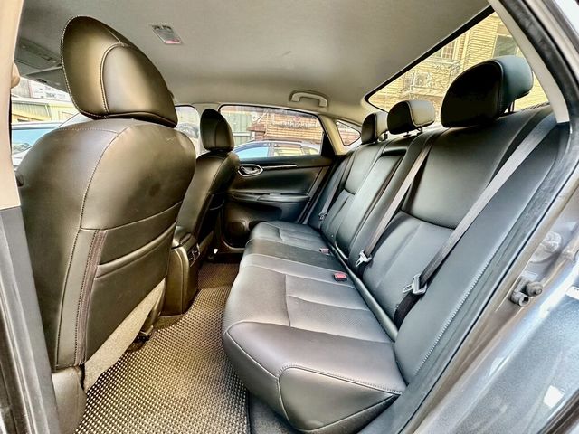NISSAN日產 SENTRA  第6張相片