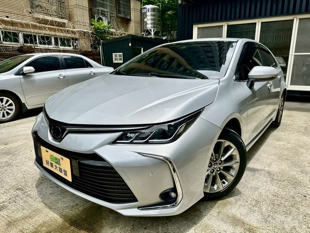 TOYOTA豐田 ALTIS  第1張相片