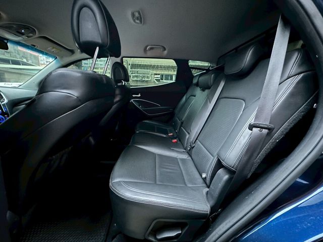 HYUNDAI現代 SANTA FE  第6張相片