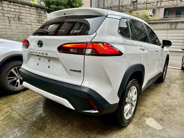 TOYOTA豐田 COROLLA CROSS HYBRID  第3張相片