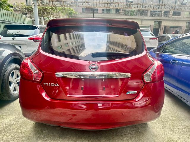 NISSAN日產 TIIDA  第4張相片