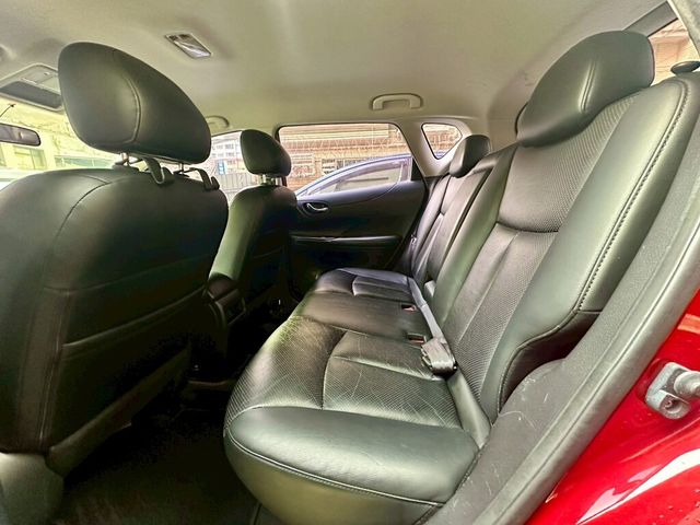 NISSAN日產 TIIDA  第6張相片