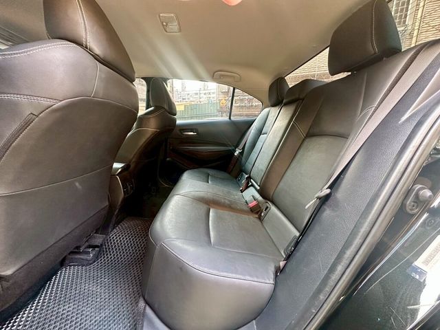 TOYOTA豐田 ALTIS  第6張相片