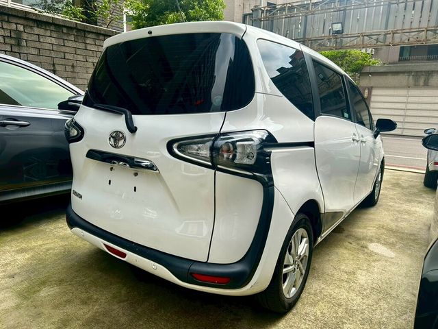 TOYOTA豐田 SIENTA  第3張相片