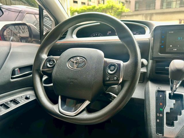 TOYOTA豐田 SIENTA  第8張相片