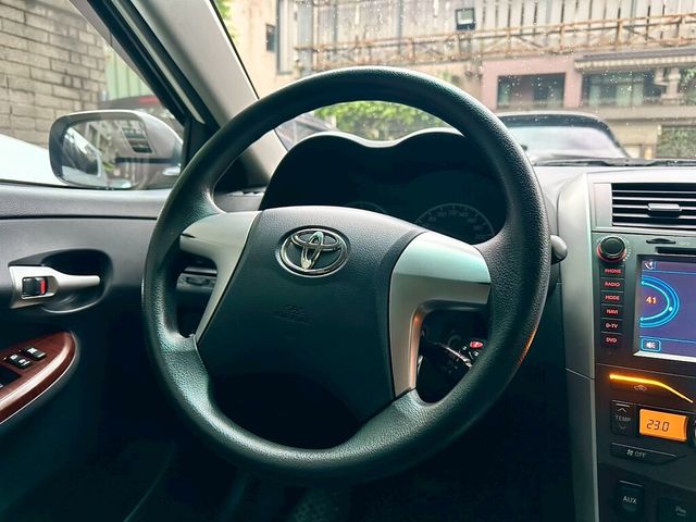 TOYOTA豐田 ALTIS  第7張相片