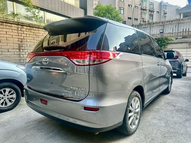 TOYOTA豐田 PREVIA  第3張相片