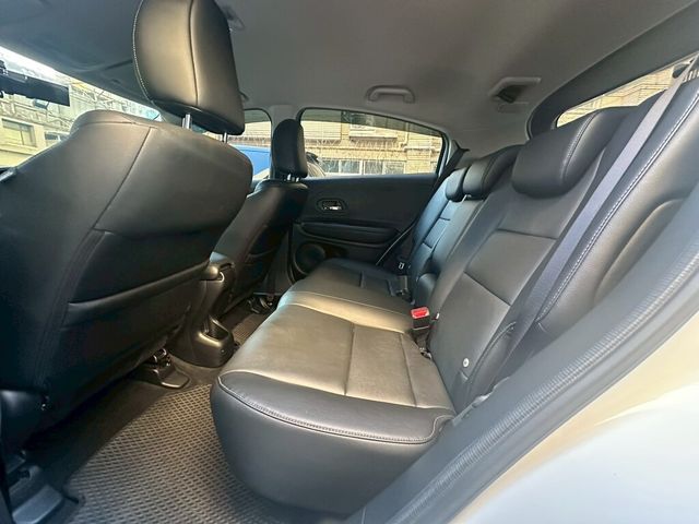 HONDA本田 HR-V  第6張相片