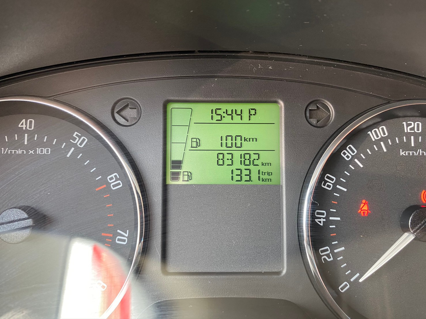 【皇碩超邁實車實價】13年式 Skoda Fabia Combi 1.2T  省油省稅金  第8張相片