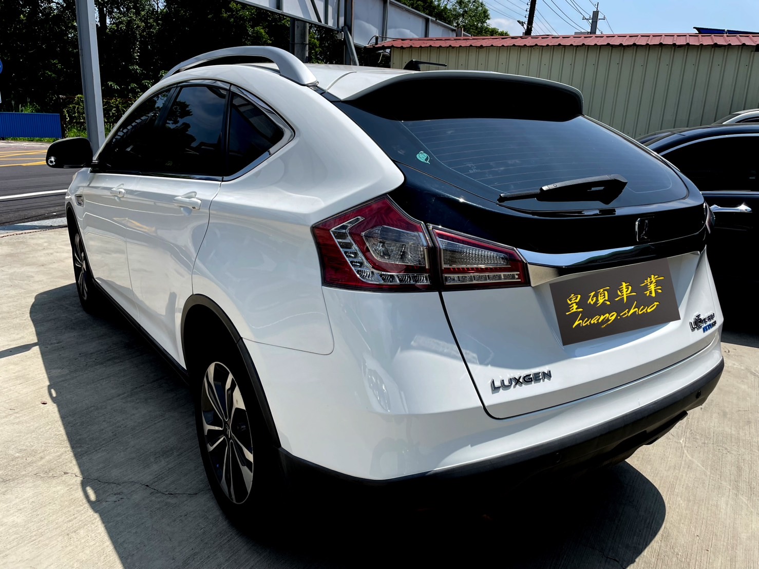 【皇碩超邁實車實價】2015 年 Luxgen U6 Turbo ECO Hyper 1.8 天窗 全原廠保養  第3張相片